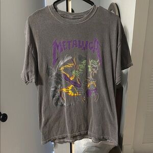 Gray Metallica Graphic Tee